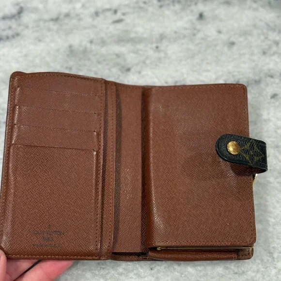 Louis Vuitton-Monogram Canvas Key Holder - Picture 5 of 6